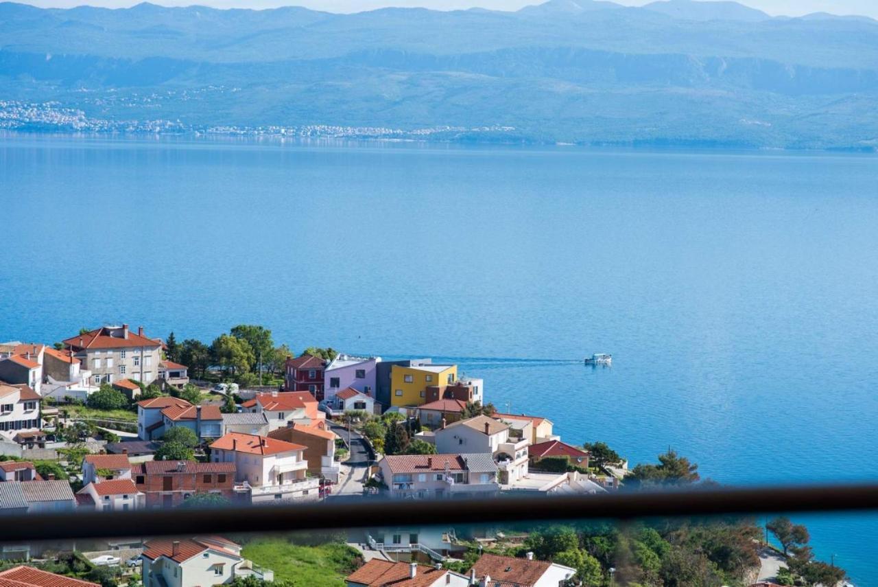 Apartman Zoe Vrbnik Екстериор снимка